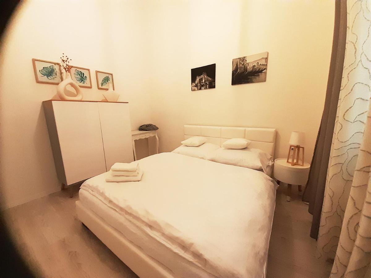 Entrez Apartment 3 - Historical Centre Kosice Bagian luar foto